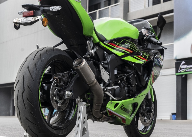 BURNOUTレーシングチタンフルエキゾーストマフラー ZX-6R