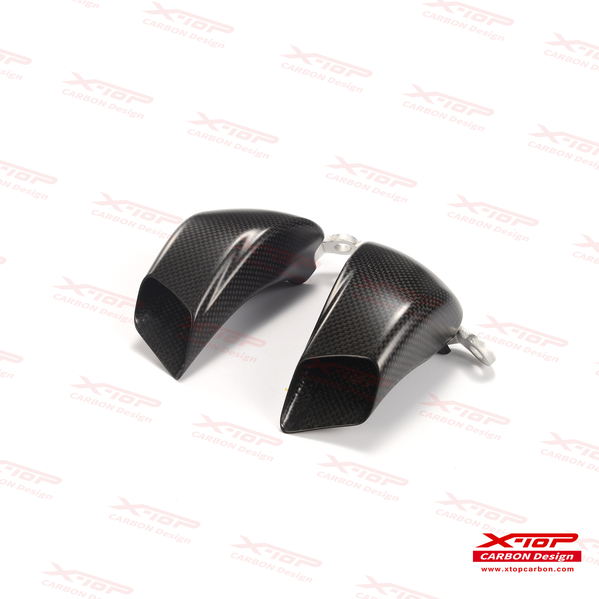 X-TOPカーボンブレーキ冷却ダクト