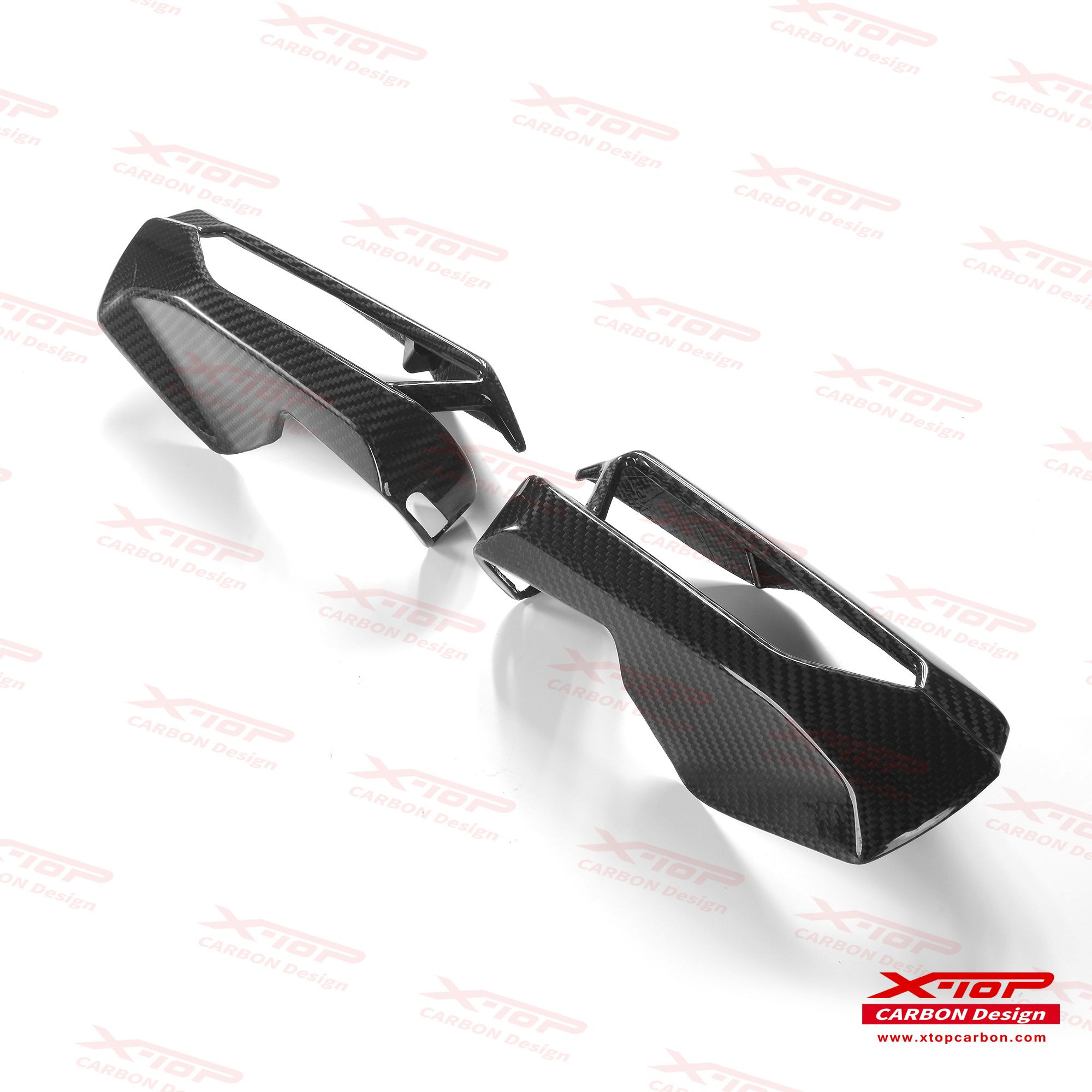 X-TOPカーボンテールランプカバー GOLDWING